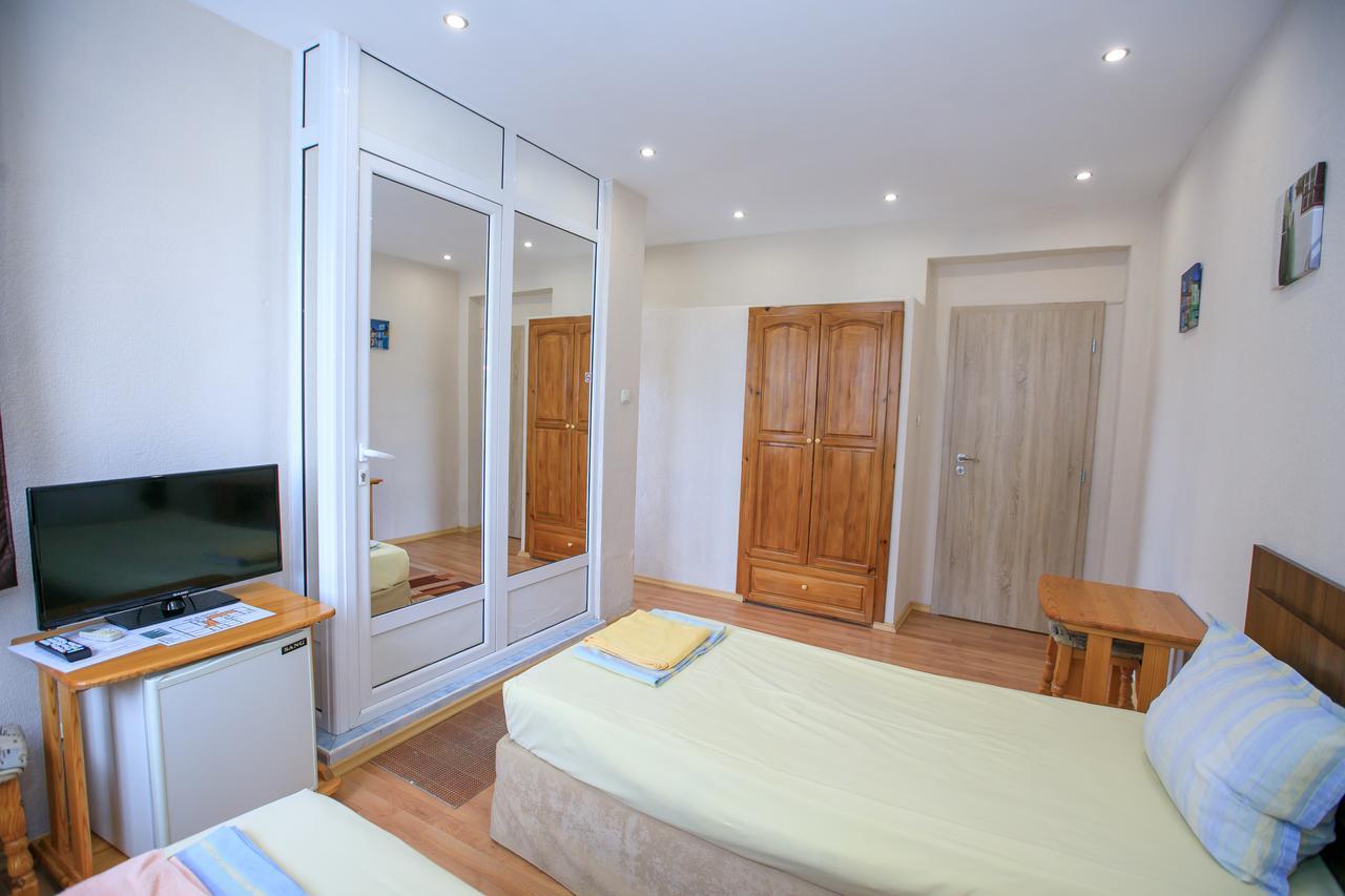 Guest House Amore Konukevi Sandanski